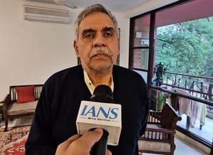 Sandeep Dikshit challenges Kejriwal to debate, vows to expose AAP-BJP link