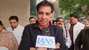 AAP govt only makes false promises: Devendra targets Kejriwal as Cong unveils 'Pyari Didi Yojana'