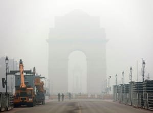 Delhi wakes up to 'poor' air quality, IMD forecasts cloudy skies