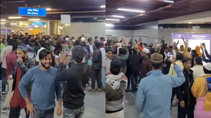 DMRC responds to viral video of passengers jumping over exit gates at Jama Masjid metro station