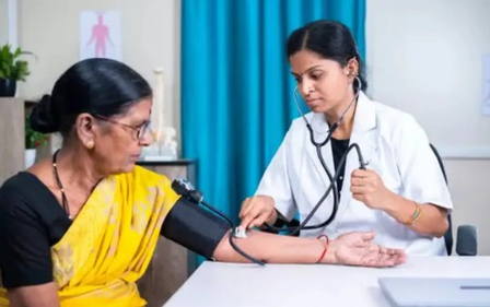 Gujarat achieves 95.95 pc vaccination coverage, surpassing national average in SDG-3 index