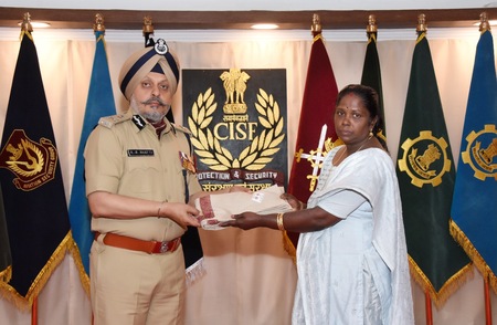CISF pays tribute to 127 personnel for making supreme sacrifice