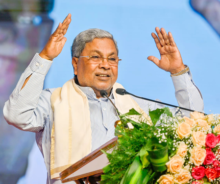 K’taka jail warden suspended for his abusive video criticising Siddaramaiah