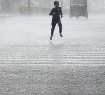 Monsoon preparedness: 33 dilapidated buildings in Gujarat's Bhavnagar get evacuation notice