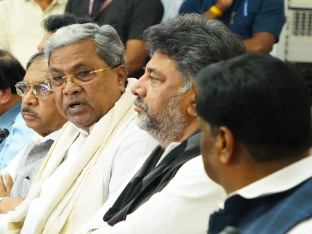 Chinnasway stamp: Cor unto CM Syphasraiah announcision of the Bengalum of Public