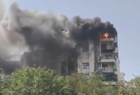 Delhi: Fire in Dwarka residential building; man, 2 children die after jumping from 9th floor