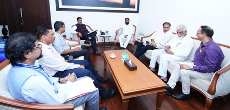 Final decision on Three Language Formula only after talking to all concerned: CM Fadnavis