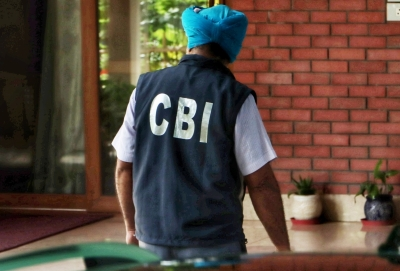 Mumbai: CBI arrests Naval area engineer for Rs 4.5 lakh bribe (Lead)