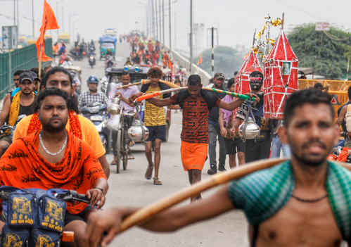 Haridwar: Signboards of 2 dozen liquor shops on Kanwar yatra route to be covered with curtains