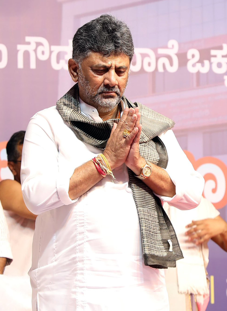 Defamation case: K'taka HC stays trial court proceedings against Dy CM Shivakumar