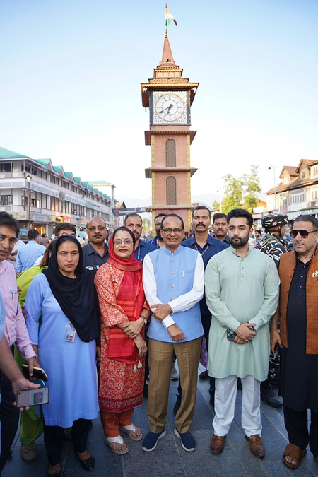 I urge people to visit Kashmir without fear, says Shivraj Chouhan