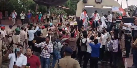 Bihar sees widespread protests, blockades; Rahul Gandhi in Patna to join agitation