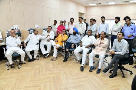 Delhi Ministers attend NeVA training at Assembly for paperless legislative business