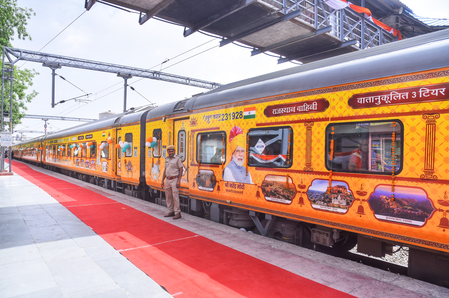 Indian Railways upgrading passenger reservation system to handle 1 lakh tickets per minute