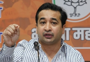 Nitesh rane slams jitandra Awhad over Sanatan Dharm Remark, Calls It An Insult to Hindu Sentment