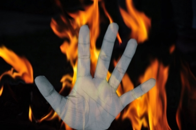Driver charred to death as acid-laden truck overturns in Rajasthan